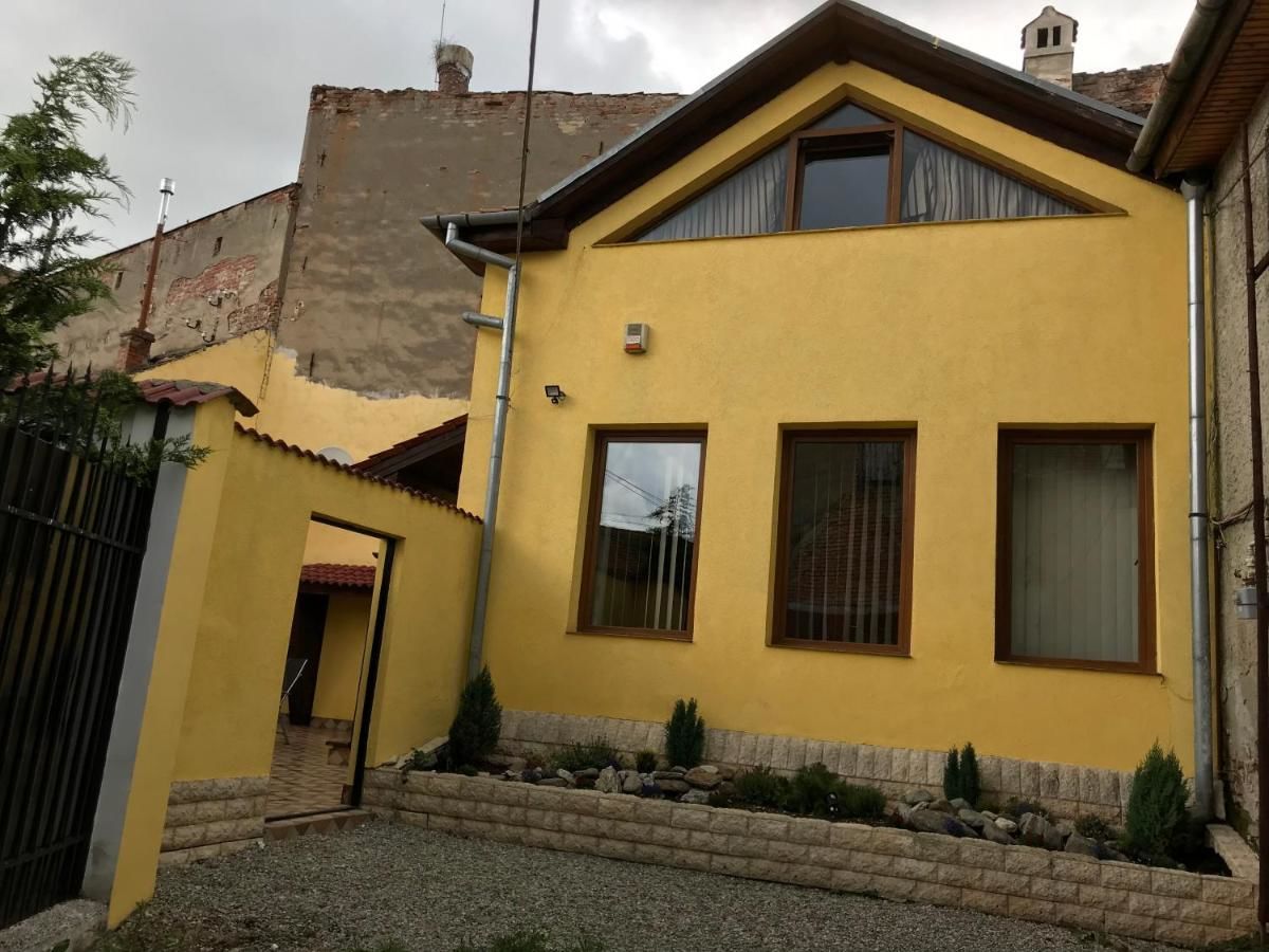 Виллы Villa Bonita en Plopilor Сибиу
